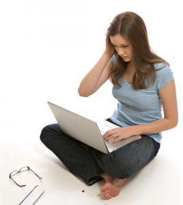 young-woman-computer